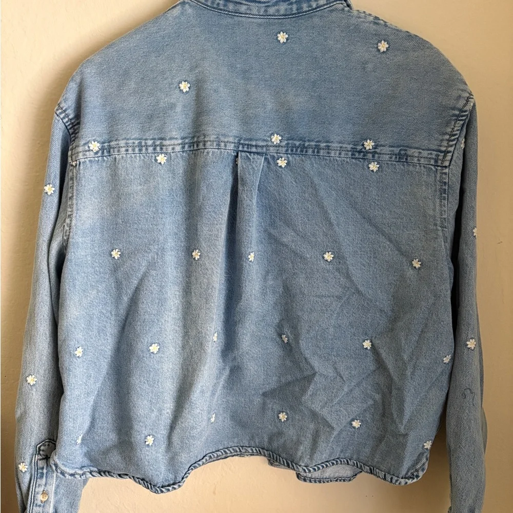 Denim Blue Floral Women's Top - Picture 5 of 6